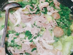 -川堂风·跷脚牛肉·乐山爆炒(宝山日月光店)