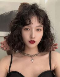 -变画·发型STUDIO