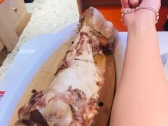 网红巨大筒骨-龚印记牛骨牛杂屋·四代传承(珠影星光城店)