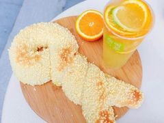 -奈雪的茶(亨特国际广场店)