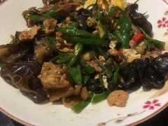 -饭桌故事·血鸭湘(荣宝华店)