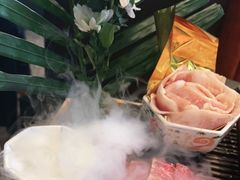 -铭牛烧肉·和牛海鲜自助(高新月牙湖店)