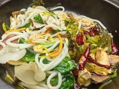 -云海肴·汽锅鸡·云南代表菜(天山百盛优客店)