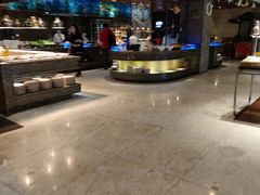 自助取餐区-东莞旗峰山酒店及行政公寓·莱斯西餐厅