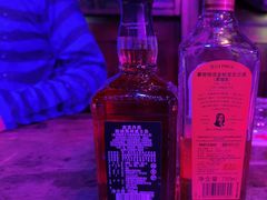 -滨海欢乐昔唐酒吧(财富星座店)