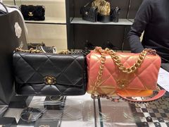 -CHANEL(恒隆广场店)