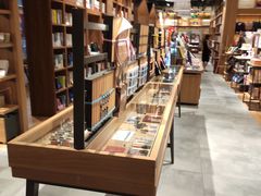 -百新书局(尚悦湾店)