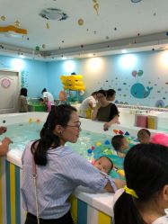 泳池-乐悠游儿童游泳馆(宝安妇幼店)