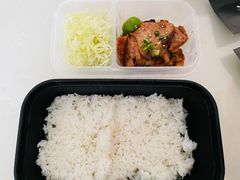 日出千层五花-熊吞·大碗丼烧肉饭(西市场嘉华店)