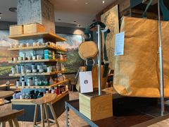 -星巴克(深圳梅林虹湾店)