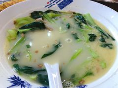 -魏四小鱼锅贴王