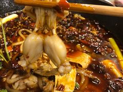 -鸿顺老铁锅美蛙鱼府(解放碑店)