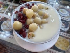 红豆莲子双皮奶-周大娘牛乳(旧寨古村总店)