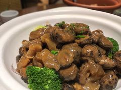 -黄泥岗·地道湖北菜(奥特莱斯店)