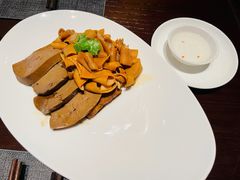 卤水鹅肝拼鹅肠-潮舍(环球金融中心店)
