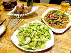 -超越海鲜屋(飞龙物业店)