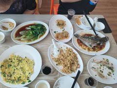 -红月湾海鲜饭店•沙滩海景(双月湾店)
