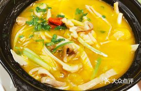 Four Mushroom Pig's Trotter Stew