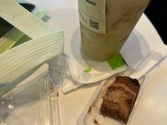 -奈雪的茶(优特汇店)