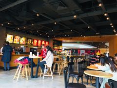 大堂-星巴克(杭州嘉里中心4F店)