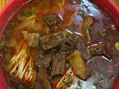 咖喱牛肉辣酱面-春和面馆(常德路店)