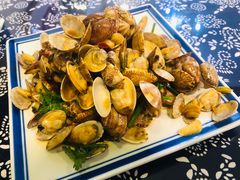 -八两八金·莱芜特色炒鸡(市南漳浦路店)