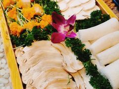 -慢丽江·云南野生菌土鸡锅(西山店)