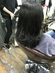 -镁连社·美联社