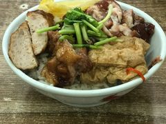 -猪脚洪隆江猪脚饭