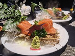 三文鱼刺身-山上下日本料理(万象城店)