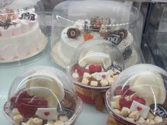 -DQ·蛋糕·冰淇淋(东方宝泰店)