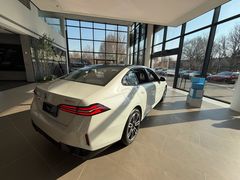 -北京京宝行宝马4S店(闵庄路店)