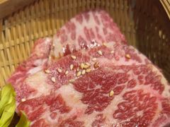 -山川小町·极番烧肉(新地假日广场店)