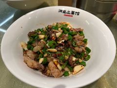 -洞庭土菜小炒馆(易发广场店)