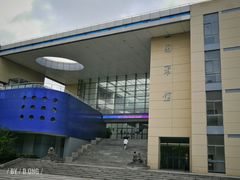 -上海工商外国语学院图书馆