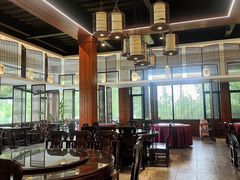 -梁子湖东篱老屋生态庄园