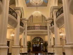 -Salon de Ville浦江汇(上海外滩华尔道夫酒店店)