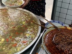 -刘老虎肉丸糊辣汤(总店)