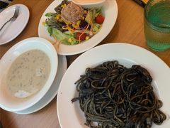 墨鱼汁海鲜意粉-萨莉亚(百信广场店)