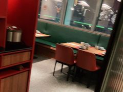 大堂-青年公社烤鸭(宝杨宝龙广场店)