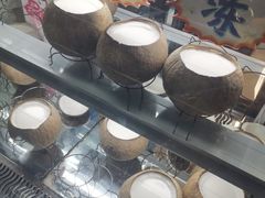 -椰爺爺·椰子冻砵仔糕