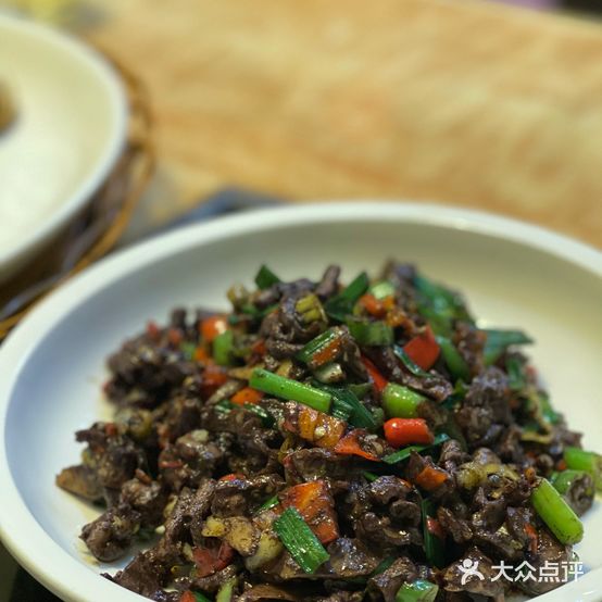 邵阳人家屋里菜(松新路店)