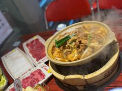 -沙胆彪炭炉牛杂煲(上海日月光广场店)