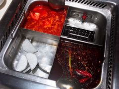 -海底捞火锅鲜切牛肉主题店(长寿路店)