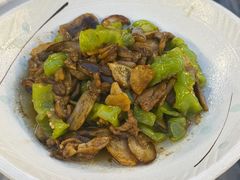 -蔼若春.传承三十年云南菜(金碧公园店)