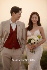 -雪中彩影婚纱摄影·微光艺术中心