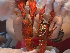 -肥肥虾庄·金牌油焖大虾(汉街SKP店)