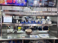 -达美乐比萨(红山店)