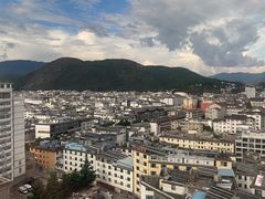 -官房大酒店-玉龙旋宫观景餐厅