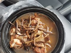 -阿策青岛排骨米饭(八里庙南五社区店)
